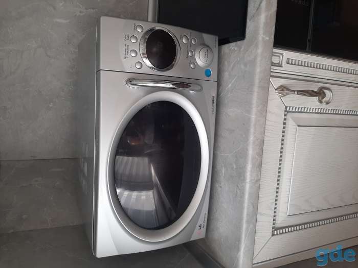 Продам микроволновую печь, фотография 1