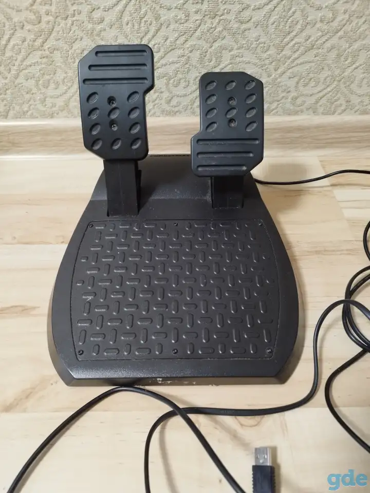 Игровая приставка руль, фотография 3