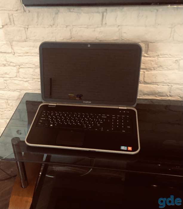 Ноутбук Dell Inspiron, фотография 1