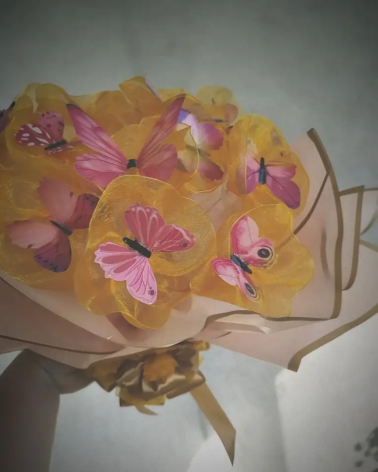 Букет из бабочек с подсветкой, фотография 2