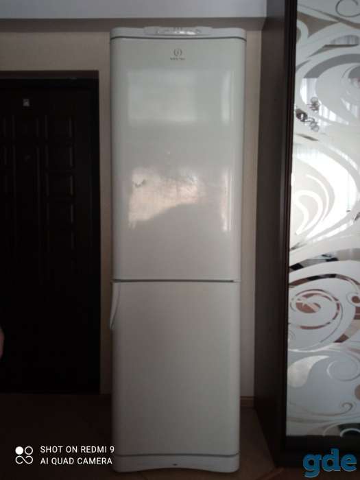 Холодильник Indesit C 240 G продам, фотография 1