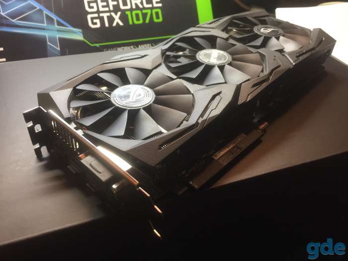 ASUS GeForce GTX 1070 8GB GDDR5 ROG STRIX-GTX1070-O8G-GAMING, фотография 6