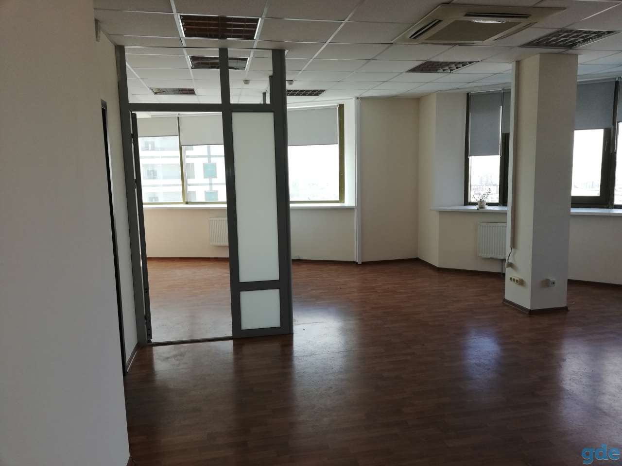 Сдаем в аренду 62,8 м.кв. в БЦ Титан (прямая аренда), фотография 1