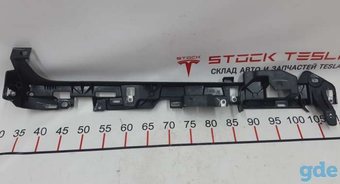 Зап. части для авто Tesla. Направляющая панели багажного отделения левая Tesla model XCC ASY, BR, фотография 2