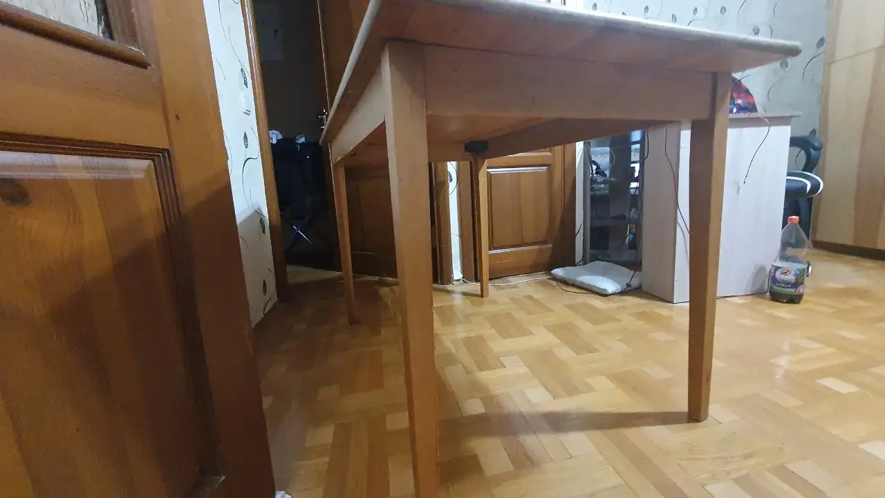 Кухонный стол бу дерево ПРОДАМ СРОЧНО, фотография 3