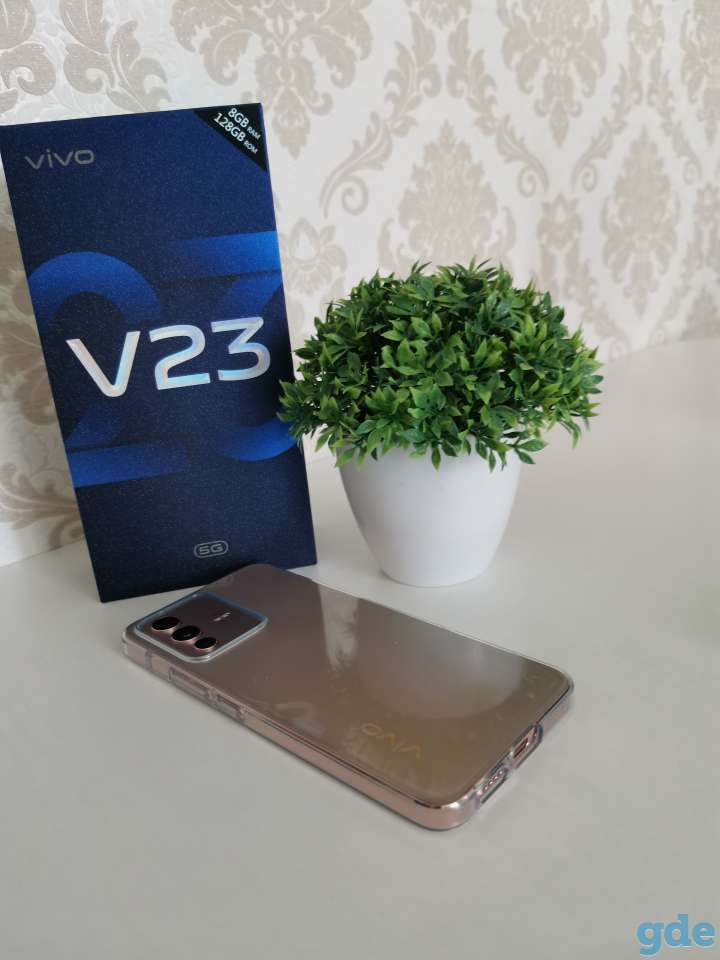 Мобильный телефон Vivo V23, фотография 3