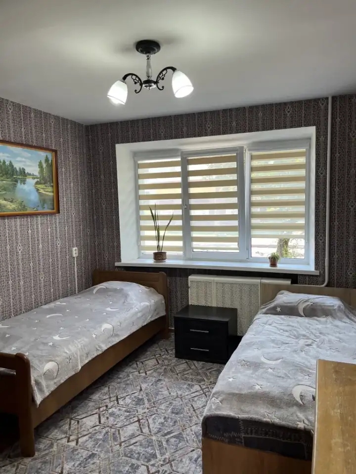 квартира на сутки в центре Слуцка, Ул.Пар.Коммуны.дом 4, фотография 2