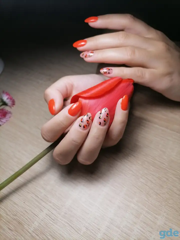 Маникюр  с укреплением ногтевой пластины, фотография 1