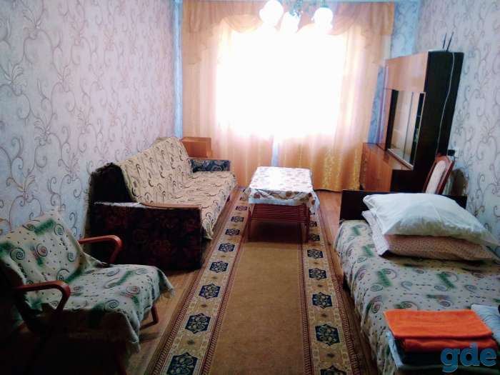квартира посуточно, Строителей ул. 25, фотография 1