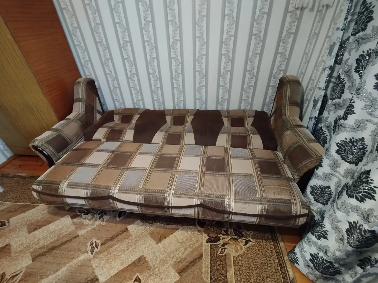 Диван, фотография 2