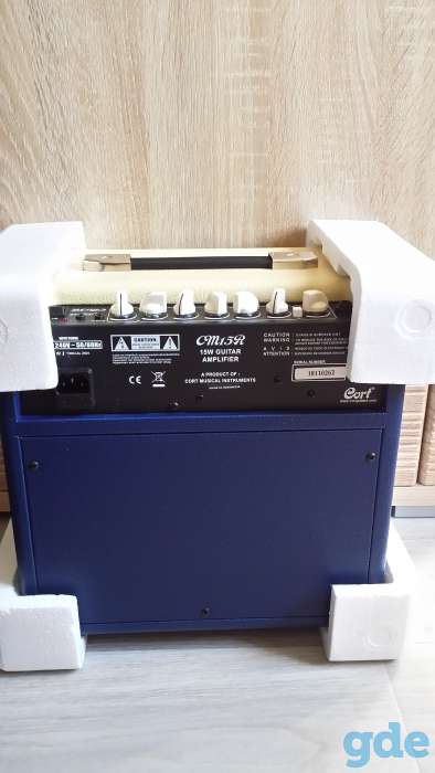 Комбоусилитель для электрогитары CORT CM15R, фотография 4