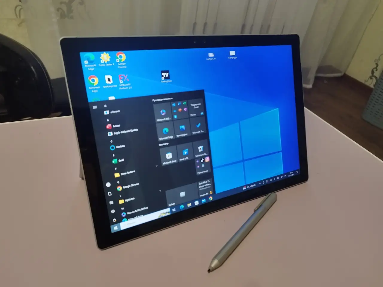 Microsoft Surface Pro 4, фотография 1