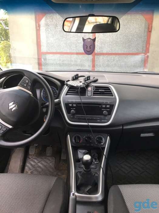 Suzuki SX-4 S-Cross, фотография 11