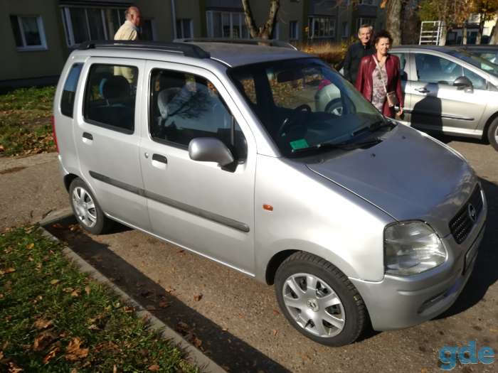 Автомобиль Opel, фотография 1