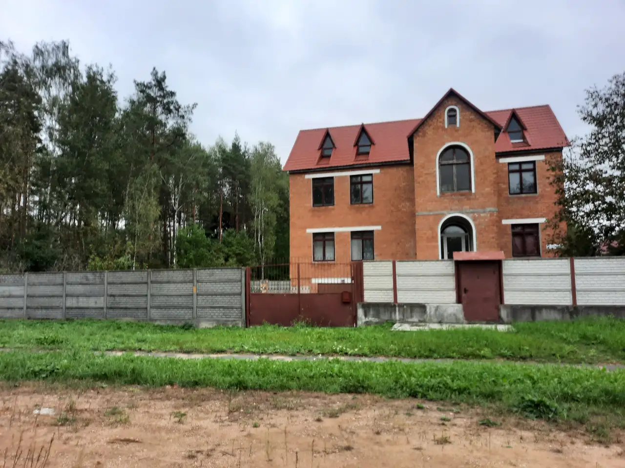 Продам коттедж, г. п. Свислочь, Пуховичское направление, участок 26 соток, 35 км от МКАД, фотография 2