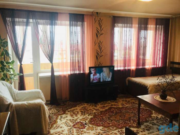 2 к кв. Центр,есть все. 1-8 чел., фотография 1