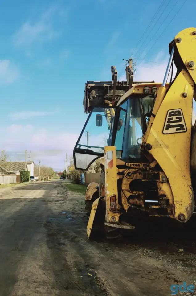 Услуги экскаватора-погрузчика JCB, фотография 1
