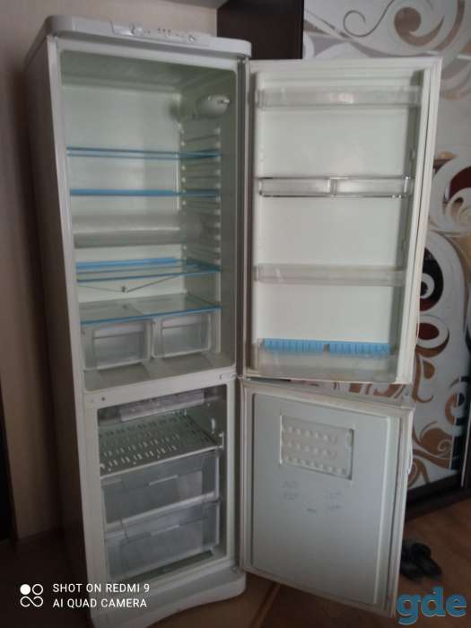 Холодильник Indesit C 240 G продам, фотография 5