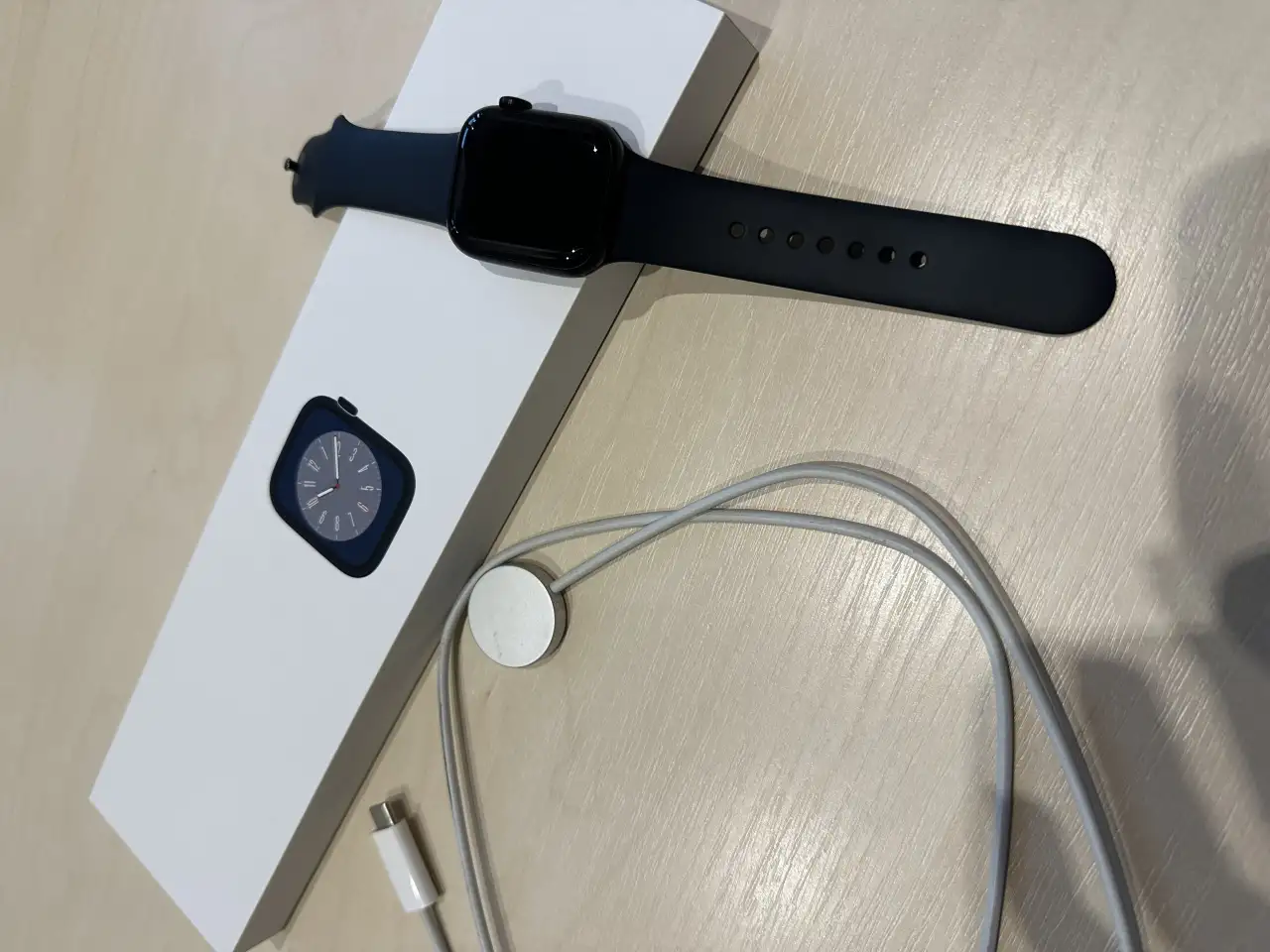 Apple Watch S8 41 mm Midnight, фотография 1