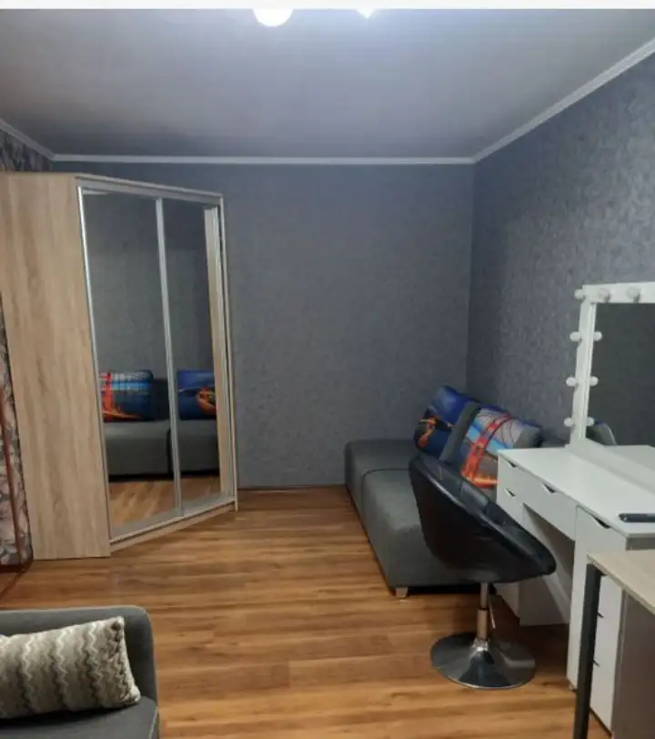 Сдача квартиры на сутки, Улица Барыкина, 84 А, фотография 2