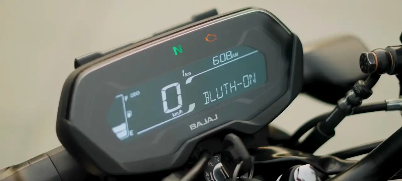 Мотоцикл Bajaj Pulsar N125, фотография 12