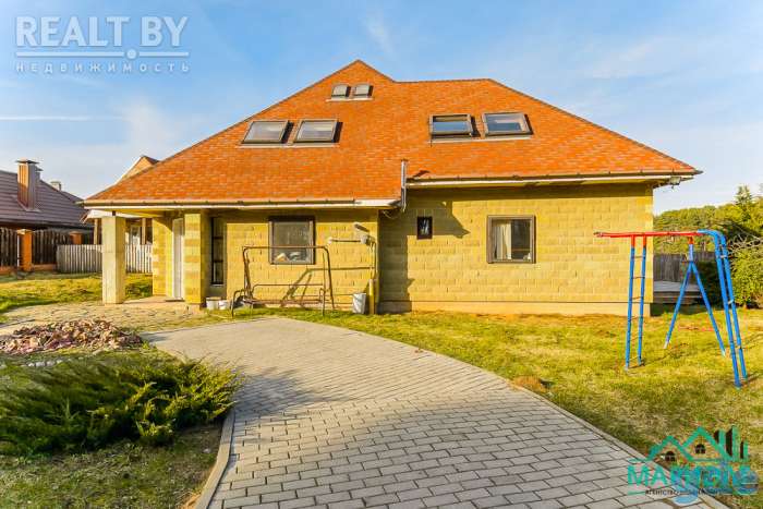 Продам коттедж с баней возле МКАД, Сиреневая улица, фотография 1