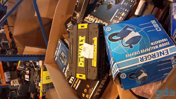 Паллетa с электроинструментом DeWalt из Англии, фотография 7