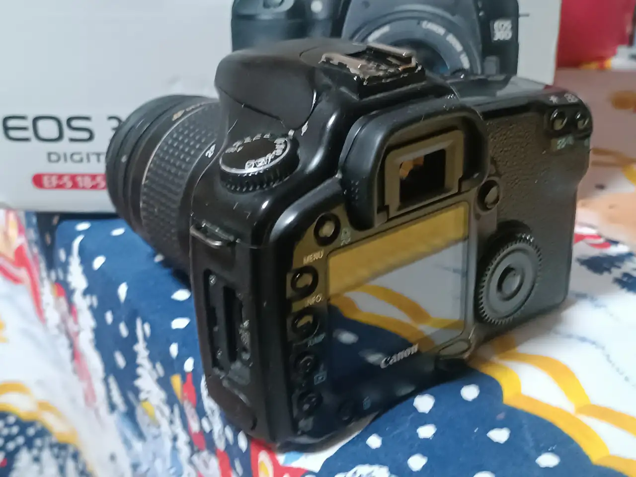 Зеркальный фотоаппарат Canon EOS 30d kit 18-55 mm документы, фотография 3