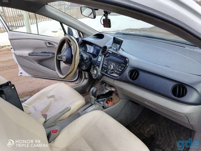 Авто Honda Insight, фотография 3