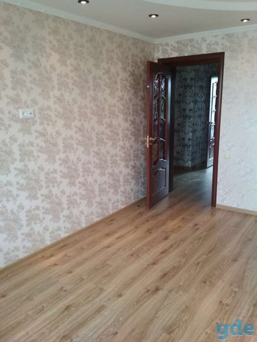 Продается 3 - комнатная квартира в кирпичном доме, фотография 9