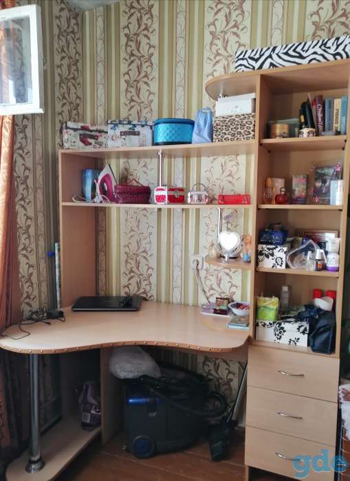 Стол компьютерный, фотография 1
