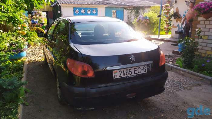 Отличное авто Peugeot 206, фотография 1