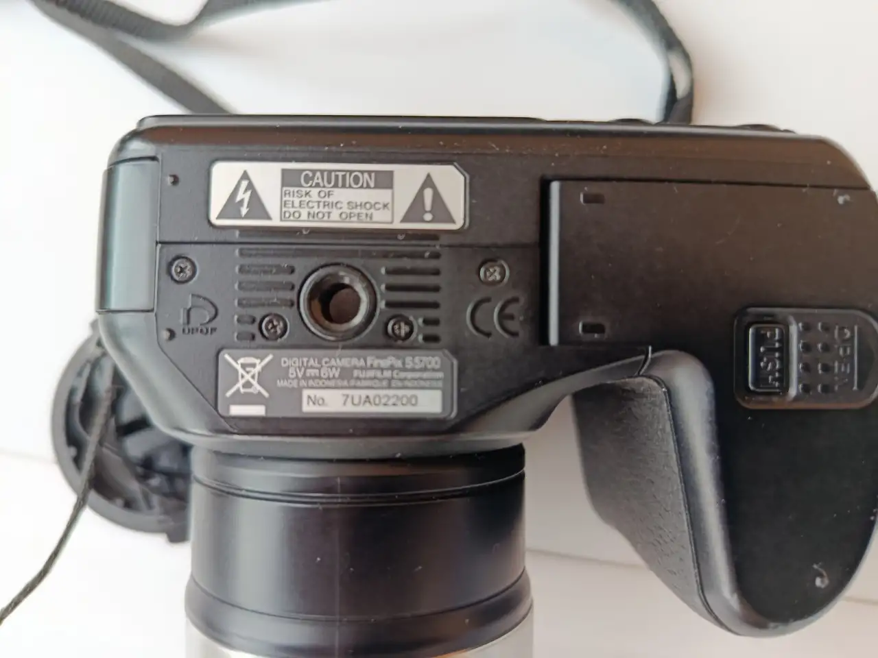 Продам фотоаппарат FinePix S5700, фотография 1