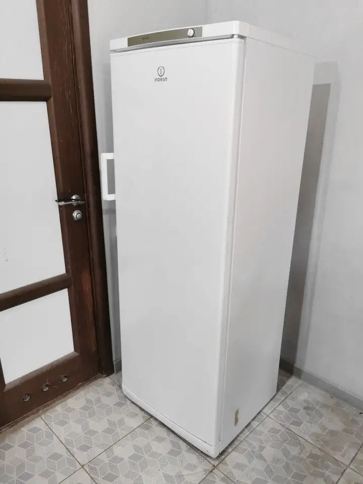 Морозильник Indesit No frost. Доставка, фотография 3