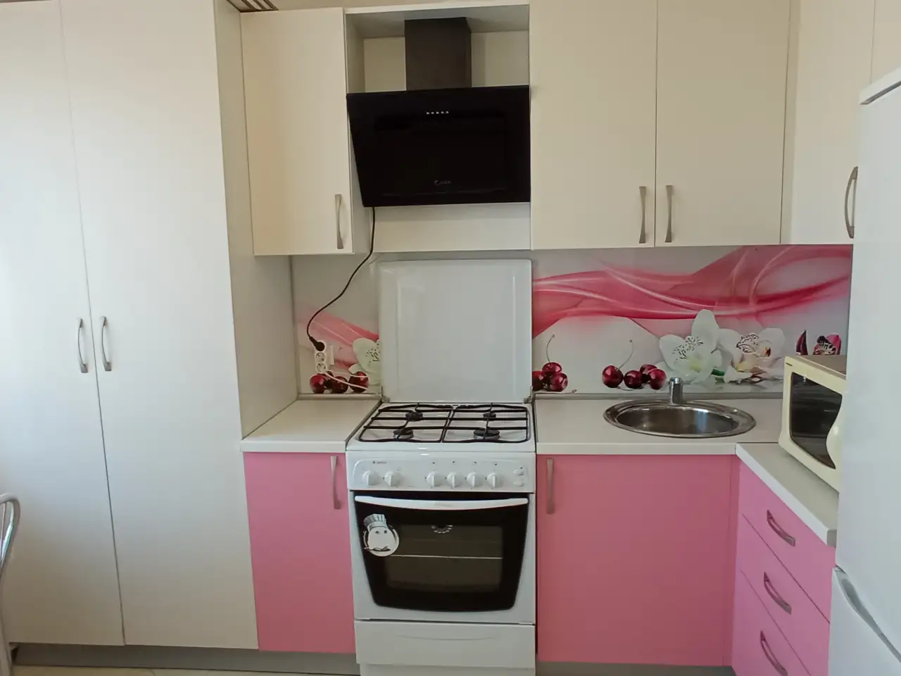 Сдам 3 комнатную квартиру на длительный срок, Ул Мира 18, фотография 1
