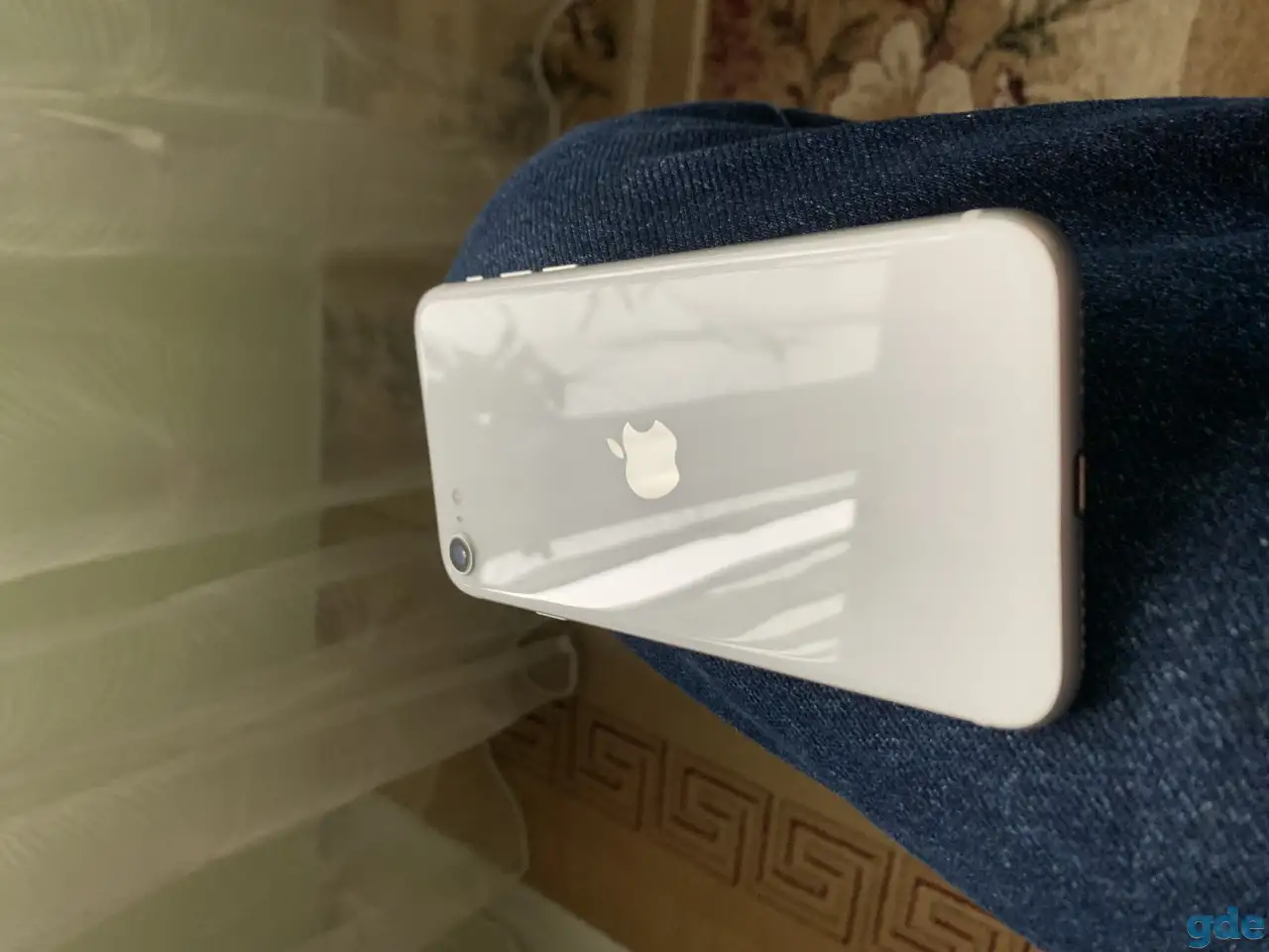 Iphone SE 2020 64G, фотография 4