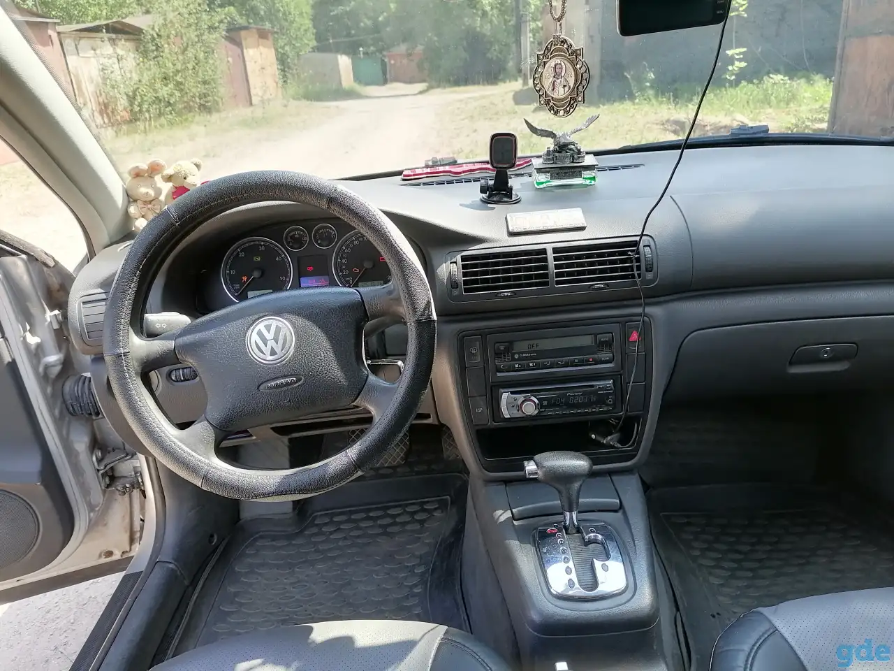 Продаю автомобиль Volkswagen Passat, фотография 4