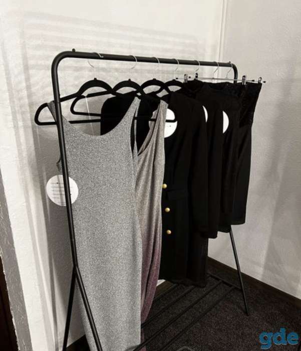 Напольная вешалка для одежды, фотография 1