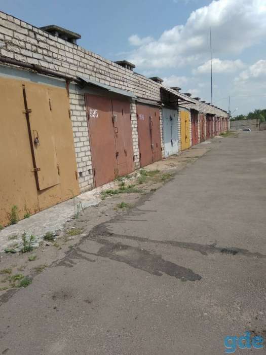Гараж около рынка Ждановичи, фотография 1