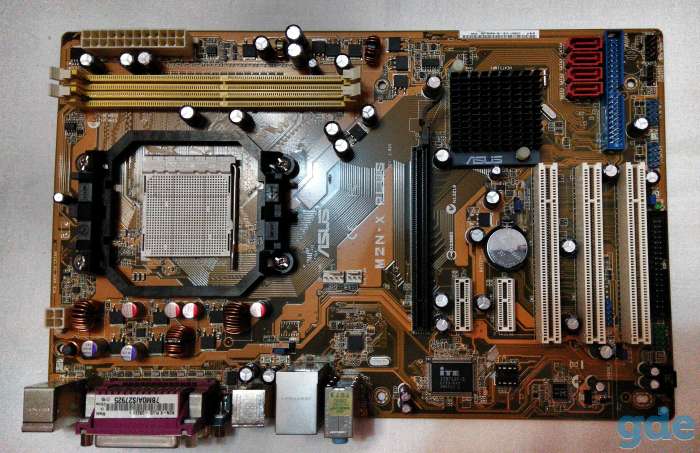 Материнская плата Asus, фотография 1