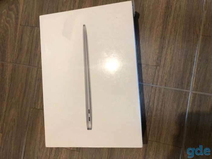 Продам Macbook Air 13 2018 MRE92 256GB, фотография 1
