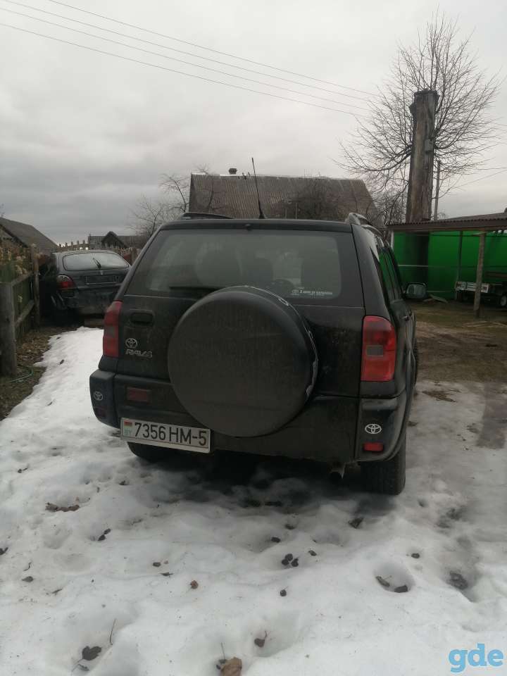 Авто Toyota RAV4, фотография 3