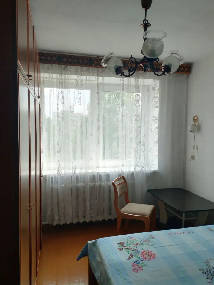 Продается тёплая и уютная трёхкомнатная квартира в кирпичном доме и благоустроенном районе с развитой инфраструктурой!, фотография 3