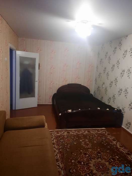 Продам двухспальнюю кровать с матрасом, фотография 1