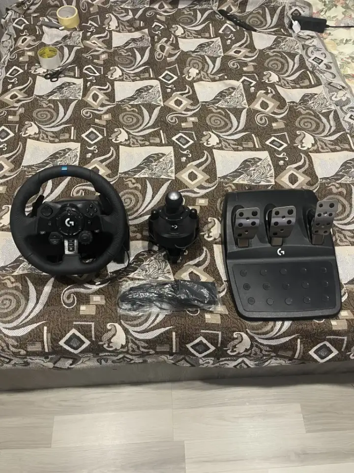 Logitech G923, фотография 3