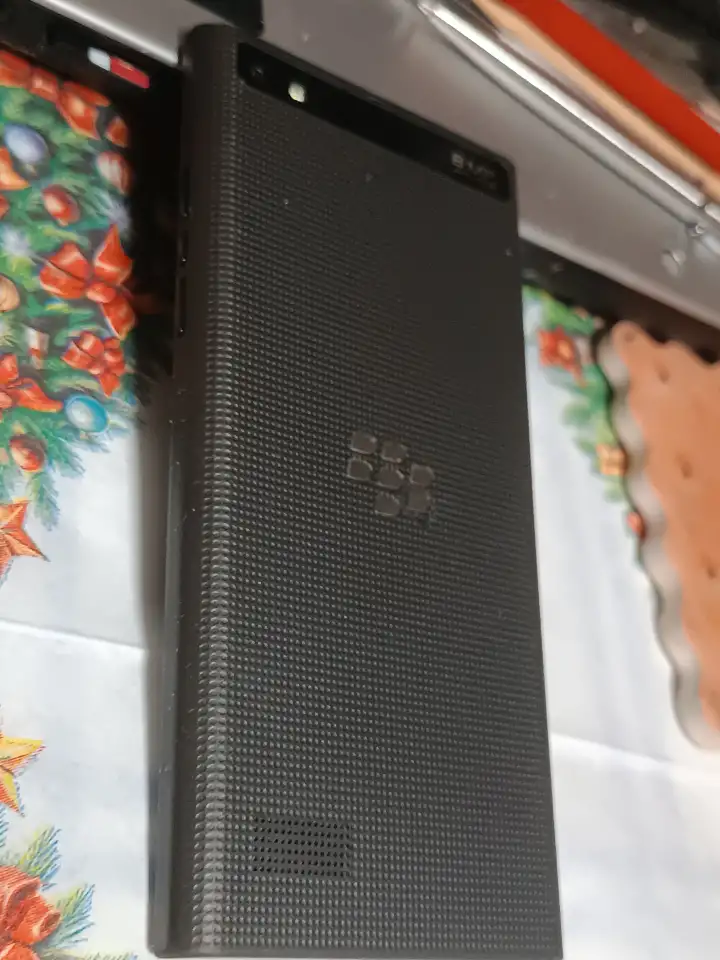Blackberry Leap STR 100-1 2/16 Gb 2800 mAh 5, фотография 3