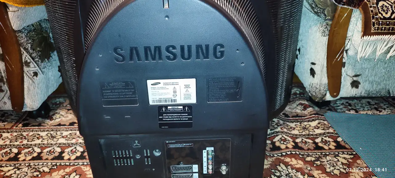 Телевизор SAMSUNG, фотография 2