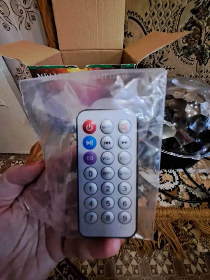 Светодиодный диско-шар MP3 Led Magic Ball Light с пультом управления, фотография 4