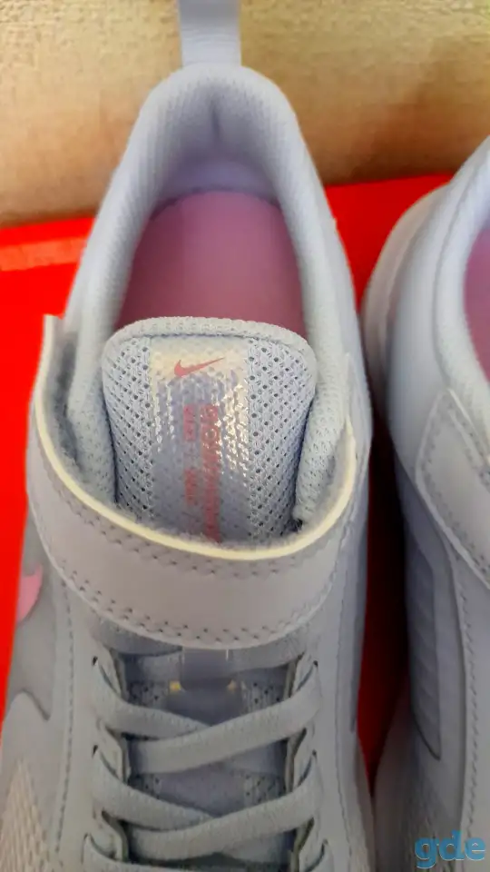 Кроссовки NIKE, фотография 4