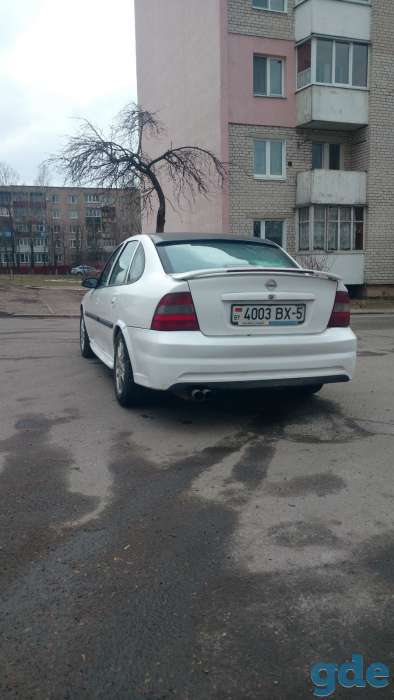 Opel Vectra 1997г, фотография 4